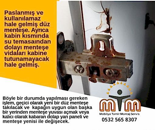 Mobilya dolap menteşe değiştirme Paslanmış ve kullanılamaz hale gelmiş düz menteşe. Ayrıca kabin kısmında su temasından dolayı menteşe vidaları kabine tutunamayacak duruma gelmiş.