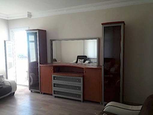 Bayrampaşa Yıldırım Mahallesi Mobilya Tamir Servis Mobilya tamir servisi olarak Yıldırım mahallesi mobilya tamiri konusunda hizmet veriyoruz. Mobilyalar yapısı gereği ahşaptan imal olması nedeniyle kolay hasar alabiliyor. Evden eve taşıma hizmeti veren bazı firmalar işlerini gelişi güzel yaptıklarından dolayı geride bir çok sorunlar bırakabiliyorlar. Mobilya tamir işlemi işinde deneyimli ve tecrübeli teknisyenler tarafından dikkatlice yapılmalıdır. İşinde deneyimli olmayan kişiler tarafından yapılan mobilya tamir işlemleri geri dönüşü olmayan hasarlara sebebiyet verebilmektedirler. Mobilyalarınızın kaliteli ve uzun ömürlü tamir işlemi yapılması için konusunda uzman firmamızla iletişime geçerek randevu talebi oluşturabilirsiniz.