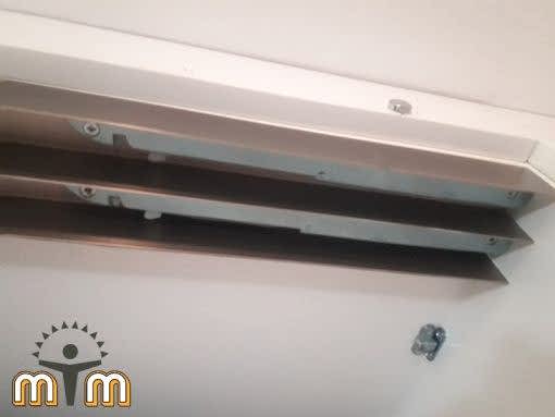 Bayrampaşa Yenidoğan Mahallesi Mobilya Tamir Servis Mobilya tamir servisi olarak Yenidoğan mahallesi mobilya tamiri konusunda hizmet veriyoruz. Mobilyalar yapısı gereği ahşaptan imal olması nedeniyle kolay hasar alabiliyor. Evden eve taşıma hizmeti veren bazı firmalar işlerini gelişi güzel yaptıklarından dolayı geride bir çok sorunlar bırakabiliyorlar. Mobilya tamir işlemi işinde deneyimli ve tecrübeli teknisyenler tarafından dikkatlice yapılmalıdır. İşinde deneyimli olmayan kişiler tarafından yapılan mobilya tamir işlemleri geri dönüşü olmayan hasarlara sebebiyet verebilmektedirler. Mobilyalarınızın kaliteli ve uzun ömürlü tamir işlemi yapılması için konusunda uzman firmamızla iletişime geçerek randevu talebi oluşturabilirsiniz.