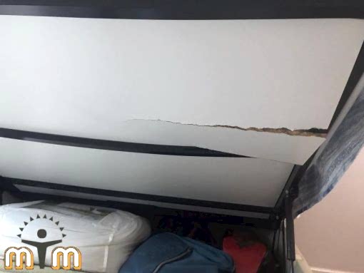 Arnavutköy Yeşilbayır Mahallesi Mobilya Tamir Servis Mobilya tamir servisi olarak Yeşilbayır mahallesi mobilya tamiri konusunda hizmet veriyoruz. Mobilyalar yapısı gereği ahşaptan imal olması nedeniyle kolay hasar alabiliyor. Evden eve taşıma hizmeti veren bazı firmalar işlerini gelişi güzel yaptıklarından dolayı geride bir çok sorunlar bırakabiliyorlar. Mobilya tamir işlemi işinde deneyimli ve tecrübeli teknisyenler tarafından dikkatlice yapılmalıdır.