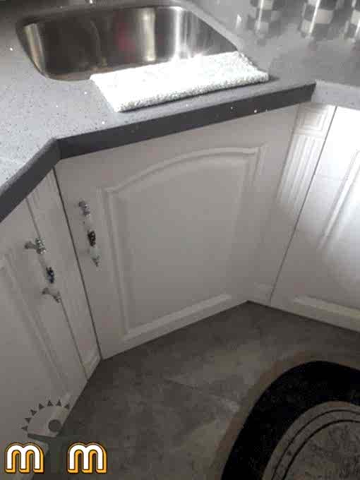 Bağcılar Göztepe Mahallesi Mobilya Montaj Servis Demontaj veya montaj işlemi yapılırken ilerleyen zamanlarda oluşabilecek sorunlarında önüne geçmek için gayret göstermeye çalışıyoruz. Bazı mobilyalar kaliteli olurken bazıları ise kalitesiz ürünlerden oluşur. Çalışma hayatımızda bu tür sorunlar genellikle internet mağazalarında hazır satılan modüler mobilyalarda daha sık karşılaşıyoruz. Mobilyalarınızın uzun ömürlü montaj işlemi için firmamız ile iletişime geçerek randevu talebinde bulunabilirsiniz.