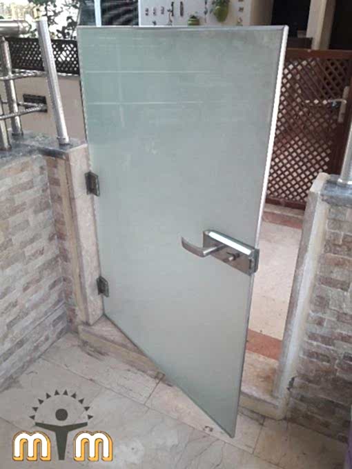 Bağcılar Yavuz Selim Mahallesi Mobilya Tamir Servis Mobilya tamir servisi olarak Yavuz Selim mahallesi mobilya tamiri konusunda hizmet veriyoruz. Mobilyalar yapısı gereği ahşaptan imal olması nedeniyle kolay hasar alabiliyor. Evden eve taşıma hizmeti veren bazı firmalar işlerini gelişi güzel yaptıklarından dolayı geride bir çok sorunlar bırakabiliyorlar. Mobilya tamir işlemi işinde deneyimli ve tecrübeli teknisyenler tarafından dikkatlice yapılmalıdır. İşinde deneyimli