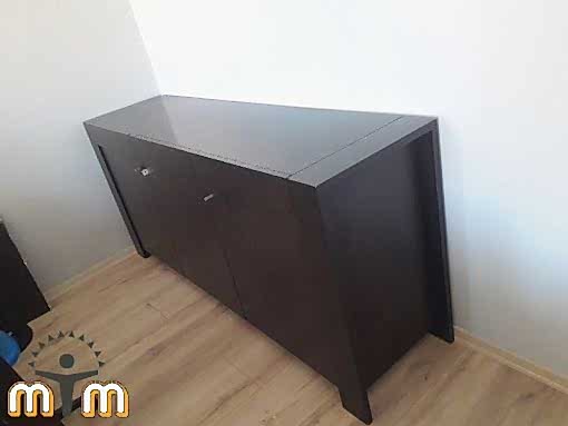 Bakırköy Sakızağacı Mahallesi Mobilya Tamir Servis Mobilya tamir servisi olarak Sakızağacı mahallesi mobilya tamiri konusunda hizmet veriyoruz. Mobilyalar yapısı gereği ahşaptan imal olması nedeniyle kolay hasar alabiliyor. Evden eve taşıma hizmeti veren bazı firmalar işlerini gelişi güzel yaptıklarından dolayı geride bir çok sorunlar bırakabiliyorlar. Mobilya tamir işlemi işinde deneyimli ve tecrübeli teknisyenler tarafından dikkatlice yapılmalıdır.