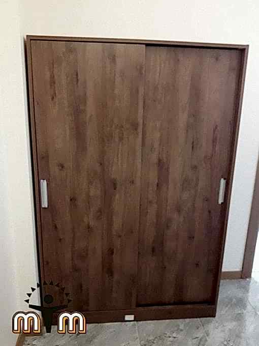 Bakırköy Zeytinlik Mahallesi Mobilya Tamir Servis Mobilya tamir servisi olarak Zeytinlik mahallesi mobilya tamiri konusunda hizmet veriyoruz. Mobilyalar yapısı gereği ahşaptan imal olması nedeniyle kolay hasar alabiliyor. Evden eve taşıma hizmeti veren bazı firmalar işlerini gelişi güzel yaptıklarından dolayı geride bir çok sorunlar bırakabiliyorlar. Mobilya tamir işlemi işinde deneyimli ve tecrübeli teknisyenler tarafından dikkatlice yapılmalıdır. İşinde