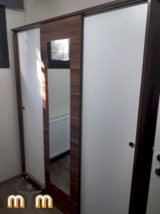 Başakşehir Güvercintepe Mahallesi Mobilya Tamir Servis Mobilya tamir servisi olarak Güvercintepe mahallesi mobilya tamiri konusunda hizmet veriyoruz. Mobilyalar yapısı gereği ahşaptan imal olması nedeniyle kolay hasar alabiliyor. Evden eve taşıma hizmeti veren bazı firmalar işlerini gelişi güzel yaptıklarından dolayı geride bir çok sorunlar bırakabiliyorlar. Mobilya tamir işlemi işinde deneyimli ve tecrübeli teknisyenler tarafından dikkatlice yapılmalıdır. İşinde