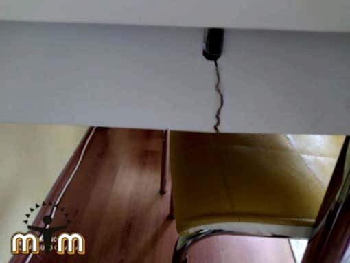 Beşiktaş Arnavutköy Mahallesi Mobilya Tamir Servis Mobilya tamir servisi olarak Arnavutköy mahallesi mobilya tamiri konusunda hizmet veriyoruz. Mobilyalar yapısı gereği ahşaptan imal olması nedeniyle kolay hasar alabiliyor. Evden eve taşıma hizmeti veren bazı firmalar işlerini gelişi güzel yaptıklarından dolayı geride bir çok sorunlar bırakabiliyorlar. Mobilya tamir işlemi işinde deneyimli ve tecrübeli teknisyenler tarafından dikkatlice yapılmalıdır. İşinde