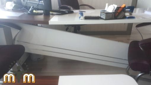 Beşiktaş Cihannüma Mahallesi Mobilya Tamir Servis Mobilya tamir servisi olarak Cihannüma mahallesi mobilya tamiri konusunda hizmet veriyoruz. Mobilyalar yapısı gereği ahşaptan imal olması nedeniyle kolay hasar alabiliyor. Evden eve taşıma hizmeti veren bazı firmalar işlerini gelişi güzel yaptıklarından dolayı geride bir çok sorunlar bırakabiliyorlar. Mobilya tamir işlemi işinde deneyimli ve tecrübeli teknisyenler tarafından dikkatlice yapılmalıdır. İşinde deneyimli