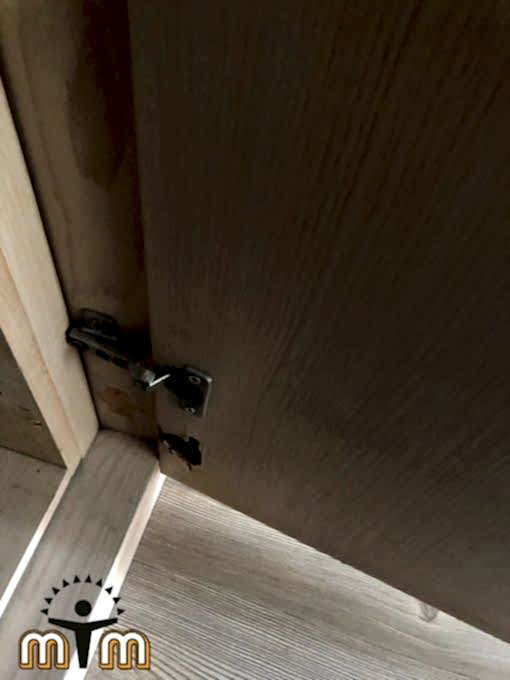 Beylikdüzü Barış Mahallesi Mobilya Tamir Servis Mobilya tamir servisi olarak Barıs mahallesi mobilya tamiri konusunda hizmet veriyoruz. Mobilyalar yapısı gereği ahşaptan imal olması nedeniyle kolay hasar alabiliyor. Evden eve taşıma hizmeti veren bazı firmalar işlerini gelişi güzel yaptıklarından dolayı geride bir çok sorunlar bırakabiliyorlar. Mobilya tamir işlemi işinde deneyimli ve tecrübeli teknisyenler tarafından dikkatlice yapılmalıdır.