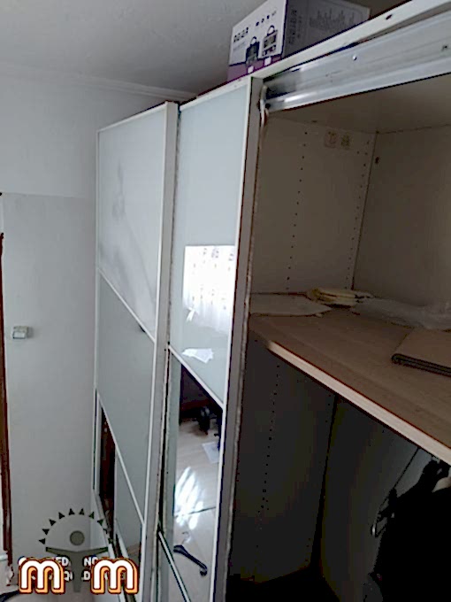 Beyoğlu Bülbül Mahallesi Mobilya Tamir Servis Mobilya tamir servisi olarak Bülbül mahallesi mobilya tamiri konusunda hizmet veriyoruz. Mobilyalar yapısı gereği ahşaptan imal olması nedeniyle kolay hasar alabiliyor. Evden eve taşıma hizmeti veren bazı firmalar işlerini gelişi güzel yaptıklarından dolayı geride bir çok sorunlar bırakabiliyorlar. Mobilya tamir işlemi işinde deneyimli ve tecrübeli teknisyenler tarafından dikkatlice yapılmalıdır.