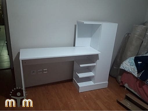 Beyoğlu Kalyoncu Kulluğu Mahallesi Mobilya Tamir Servis Mobilya tamir servisi olarak Kalyoncu Kulluğu mahallesi mobilya tamiri konusunda hizmet veriyoruz. Mobilyalar yapısı gereği ahşaptan imal olması nedeniyle kolay hasar alabiliyor. Evden eve taşıma hizmeti veren bazı firmalar işlerini gelişi güzel yaptıklarından dolayı geride bir çok sorunlar bırakabiliyorlar. Mobilya tamir işlemi işinde deneyimli ve tecrübeli teknisyenler tarafından dikkatlice yapılmalıdır