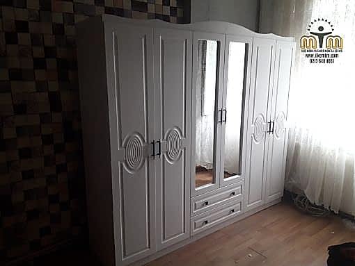 Beyoğlu Kamerhatun Mahallesi Mobilya Montaj Servis Demontaj veya montaj işlemi yapılırken ilerleyen zamanlarda oluşabilecek sorunlarında önüne geçmek için gayret göstermeye çalışıyoruz. Bazı mobilyalar kaliteli olurken bazıları ise kalitesiz ürünlerden oluşur. Çalışma hayatımızda bu tür sorunlar genellikle internet mağazalarında hazır satılan modüler mobilyalarda daha sık karşılaşıyoruz. Mobilyalarınızın uzun ömürlü montaj işlemi için firmamız ile iletişime geçerek randevu talebinde bulunabilirsiniz.