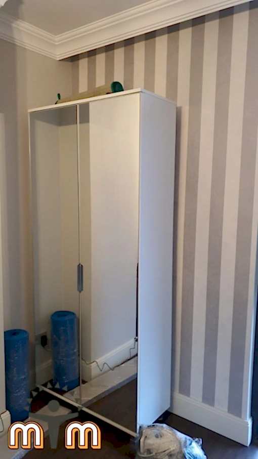 Beyoğlu Yahya Kahya Mahallesi Mobilya Tamir Servis Mobilya tamir servisi olarak Yahya Kahya mahallesi mobilya tamiri konusunda hizmet veriyoruz. Mobilyalar yapısı gereği ahşaptan imal olması nedeniyle kolay hasar alabiliyor. Evden eve taşıma hizmeti veren bazı firmalar işlerini gelişi güzel yaptıklarından dolayı geride bir çok sorunlar bırakabiliyorlar. Mobilya tamir işlemi işinde deneyimli ve tecrübeli teknisyenler tarafından dikkatlice yapılmalıdır