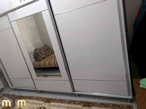 Büyükçekmece 19 Mayıs Mahallesi Mobilya Tamir Servis Mobilya tamir servisi olarak 19 Mayıs mahallesi mobilya tamiri konusunda hizmet veriyoruz. Mobilyalar yapısı gereği ahşaptan imal olması nedeniyle kolay hasar alabiliyor. Evden eve taşıma hizmeti veren bazı firmalar işlerini gelişi güzel yaptıklarından dolayı geride bir çok sorunlar bırakabiliyorlar. Mobilya tamir işlemi işinde deneyimli ve tecrübeli teknisyenler tarafından dikkatlice yapılmalıdır.