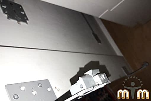 Esenyurt Atatürk Mahallesi Mobilya Tamir Servis Mobilya tamir servisi olarak Atatürk mahallesi mobilya tamiri konusunda hizmet veriyoruz. Mobilyalar yapısı gereği ahşaptan imal olması nedeniyle kolay hasar alabiliyor. Evden eve taşıma hizmeti veren bazı firmalar işlerini gelişi güzel yaptıklarından dolayı geride bir çok sorunlar bırakabiliyorlar. Mobilya tamir işlemi işinde deneyimli ve tecrübeli teknisyenler tarafından dikkatlice yapılmalıdır. İşinde deneyimli olmayan