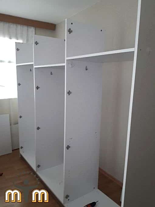 Esenyurt Balıkyolu Mahallesi Mobilya Tamir Servis Mobilya tamir servisi olarak Balıkyolu mahallesi mobilya tamiri konusunda hizmet veriyoruz. Mobilyalar yapısı gereği ahşaptan imal olması nedeniyle kolay hasar alabiliyor. Evden eve taşıma hizmeti veren bazı firmalar işlerini gelişi güzel yaptıklarından dolayı geride bir çok sorunlar bırakabiliyorlar. Mobilya tamir işlemi işinde deneyimli ve tecrübeli teknisyenler tarafından dikkatlice yapılmalıdır. İşinde deneyimli olmayan