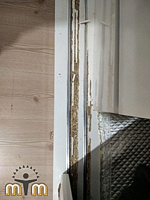 Esenyurt Yeşilkent Mahallesi Mobilya Tamir Servis Mobilya tamir servisi olarak Yeşilkent mahallesi mobilya tamiri konusunda hizmet veriyoruz. Mobilyalar yapısı gereği ahşaptan imal olması nedeniyle kolay hasar alabiliyor. Evden eve taşıma hizmeti veren bazı firmalar işlerini gelişi güzel yaptıklarından dolayı geride bir çok sorunlar bırakabiliyorlar. Mobilya tamir işlemi işinde deneyimli ve tecrübeli teknisyenler tarafından dikkatlice yapılmalıdır.