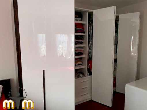 Eyüp Sultan Silahtarağa Mahallesi Mobilya Montaj Servis Demontaj veya montaj işlemi yapılırken ilerleyen zamanlarda oluşabilecek sorunlarında önüne geçmek için gayret göstermeye çalışıyoruz. Bazı mobilyalar kaliteli olurken bazıları ise kalitesiz ürünlerden oluşur. Çalışma hayatımızda bu tür sorunlar genellikle internet mağazalarında hazır satılan modüler mobilyalarda daha sık karşılaşıyoruz. Mobilyalarınızın uzun ömürlü montaj işlemi için firmamız ile iletişime geçerek randevu talebinde bulunabilirsiniz.