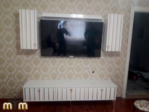 Fatih Alemdar Mahallesi Mobilya Tamir Servis Mobilya tamir servisi olarak Alemdar mahallesi mobilya tamiri konusunda hizmet veriyoruz. Mobilyalar yapısı gereği ahşaptan imal olması nedeniyle kolay hasar alabiliyor. Evden eve taşıma hizmeti veren bazı firmalar işlerini gelişi güzel yaptıklarından dolayı geride bir çok sorunlar bırakabiliyorlar. Mobilya tamir işlemi işinde deneyimli ve tecrübeli teknisyenler tarafından dikkatlice yapılmalıdır.