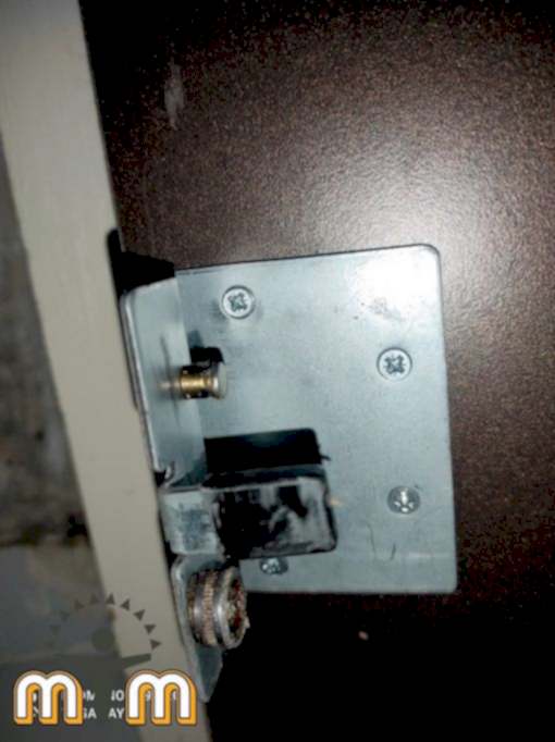 Fatih Balabanağa Mahallesi Mobilya Tamir Servis Mobilya tamir servisi olarak Balabanağa mahallesi mobilya tamiri konusunda hizmet veriyoruz. Mobilyalar yapısı gereği ahşaptan imal olması nedeniyle kolay hasar alabiliyor. Evden eve taşıma hizmeti veren bazı firmalar işlerini gelişi güzel yaptıklarından dolayı geride bir çok sorunlar bırakabiliyorlar. Mobilya tamir işlemi işinde deneyimli ve tecrübeli teknisyenler tarafından dikkatlice yapılmalıdır.