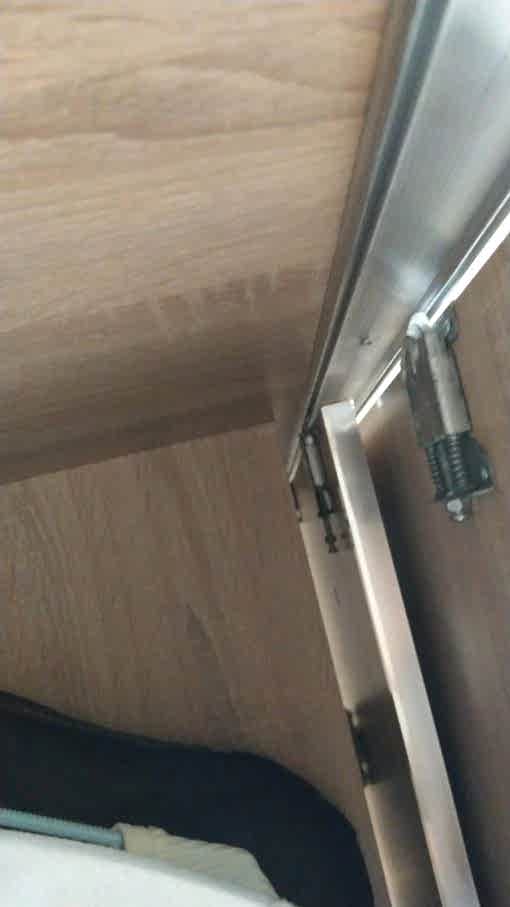 Fatih Hoca Gıyasettin Mahallesi Mobilya Tamir Servis Mobilya tamir servisi olarak Hoca Gıyasettin mahallesi mobilya tamiri konusunda hizmet veriyoruz. Mobilyalar yapısı gereği ahşaptan imal olması nedeniyle kolay hasar alabiliyor. Evden eve taşıma hizmeti veren bazı firmalar işlerini gelişi güzel yaptıklarından dolayı geride bir çok sorunlar bırakabiliyorlar. Mobilya tamir işlemi işinde deneyimli ve tecrübeli teknisyenler tarafından dikkatlice yapılmalıdır