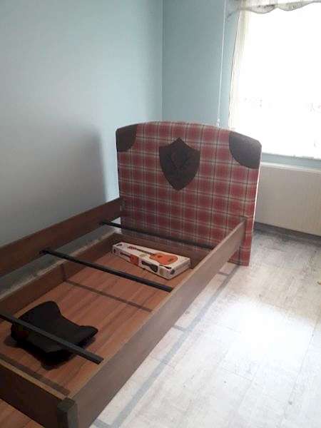 Fatih Mesih Paşa Mahallesi Mobilya Tamir Servis Mobilya tamir servisi olarak Mesih Paşa mahallesi mobilya tamiri konusunda hizmet veriyoruz. Mobilyalar yapısı gereği ahşaptan imal olması nedeniyle kolay hasar alabiliyor. Evden eve taşıma hizmeti veren bazı firmalar işlerini gelişi güzel yaptıklarından dolayı geride bir çok sorunlar bırakabiliyorlar. Mobilya tamir işlemi işinde deneyimli ve tecrübeli teknisyenler tarafından dikkatlice yapılmalıdır.