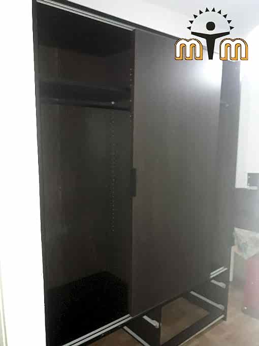 Gaziosmanpaşa Hürriyet Mahallesi Mobilya Tamir Servis Mobilya tamir servisi olarak Hürriyet mahallesi mobilya tamiri konusunda hizmet veriyoruz. Mobilyalar yapısı gereği ahşaptan imal olması nedeniyle kolay hasar alabiliyor. Evden eve taşıma hizmeti veren bazı firmalar işlerini gelişi güzel yaptıklarından dolayı geride bir çok sorunlar bırakabiliyorlar. Mobilya tamir işlemi işinde deneyimli ve tecrübeli teknisyenler tarafından dikkatlice yapılmalıdır. İşinde deneyimli olmayan kişiler