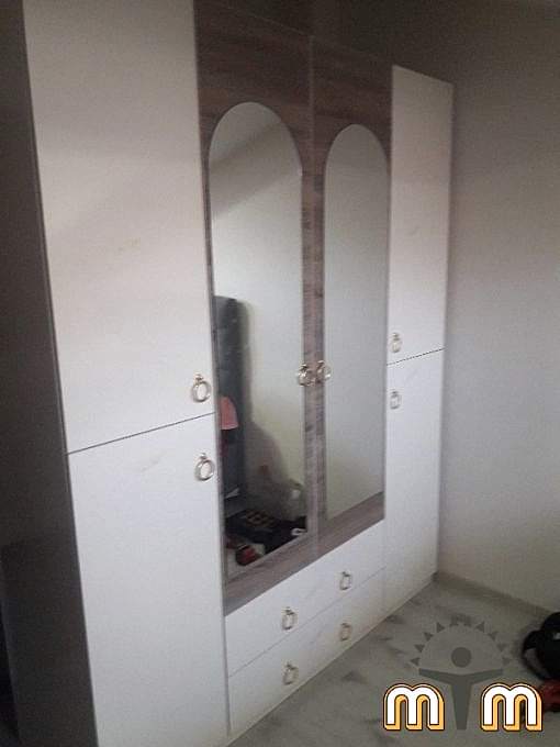 Gaziosmanpaşa Merkez Mahallesi Mobilya Tamir Servis Mobilya tamir servisi olarak Merkez mahallesi mobilya tamiri konusunda hizmet veriyoruz. Mobilyalar yapısı gereği ahşaptan imal olması nedeniyle kolay hasar alabiliyor. Evden eve taşıma hizmeti veren bazı firmalar işlerini gelişi güzel yaptıklarından dolayı geride bir çok sorunlar bırakabiliyorlar. Mobilya tamir işlemi işinde deneyimli ve tecrübeli teknisyenler tarafından dikkatlice yapılmalıdır. İşinde deneyimli olmayan kişiler