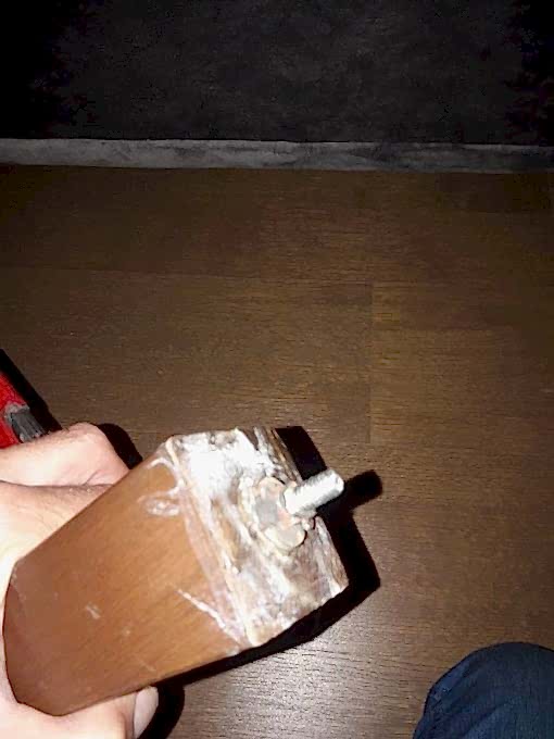 Gaziosmanpaşa Yeni Mahallesi Mobilya Tamir Servis Mobilya tamir servisi olarak Yeni mahallesi mobilya tamiri konusunda hizmet veriyoruz. Mobilyalar yapısı gereği ahşaptan imal olması nedeniyle kolay hasar alabiliyor. Evden eve taşıma hizmeti veren bazı firmalar işlerini gelişi güzel yaptıklarından dolayı geride bir çok sorunlar bırakabiliyorlar. Mobilya tamir işlemi işinde deneyimli ve tecrübeli teknisyenler tarafından dikkatlice yapılmalıdır. İşinde deneyimli olmayan