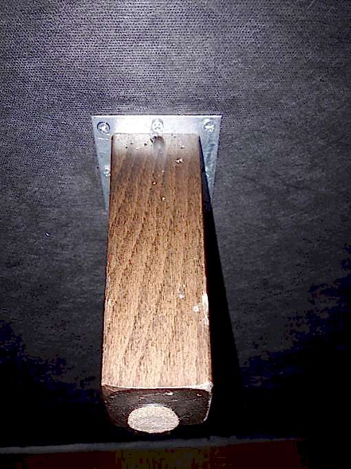 Gaziosmanpaşa Yıldıztabya Mahallesi Mobilya Tamir Servis Mobilya tamir servisi olarak Yıldıztabya mahallesi mobilya tamiri konusunda hizmet veriyoruz. Mobilyalar yapısı gereği ahşaptan imal olması nedeniyle kolay hasar alabiliyor. Evden eve taşıma hizmeti veren bazı firmalar işlerini gelişi güzel yaptıklarından dolayı geride bir çok sorunlar bırakabiliyorlar. Mobilya tamir işlemi işinde deneyimli ve tecrübeli teknisyenler tarafından dikkatlice yapılmalıdır. İşinde deneyimli olmayan kişiler tarafından yapılan