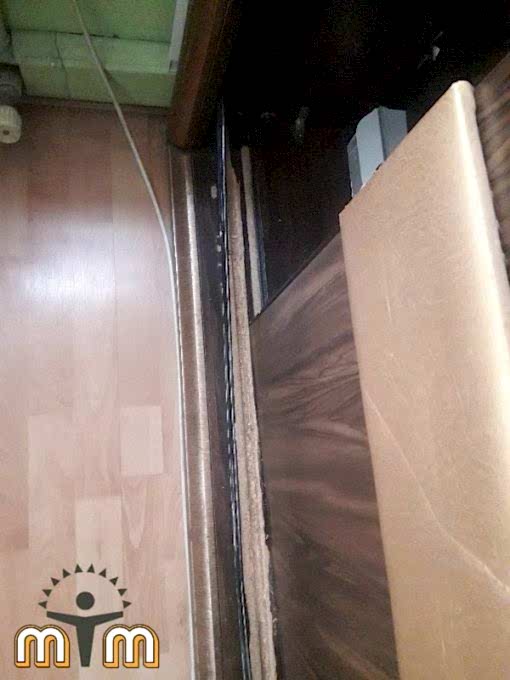 Küçükçekmece Tevfikbey Mahallesi Mobilya Tamir Servis Mobilya tamir servisi olarak Tevfikbey mahallesi mobilya tamiri konusunda hizmet veriyoruz. Mobilyalar yapısı gereği ahşaptan imal olması nedeniyle kolay hasar alabiliyor. Evden eve taşıma hizmeti veren bazı firmalar işlerini gelişi güzel yaptıklarından dolayı geride bir çok sorunlar bırakabiliyorlar. Mobilya tamir işlemi işinde deneyimli ve tecrübeli teknisyenler tarafından dikkatlice yapılmalıdır.