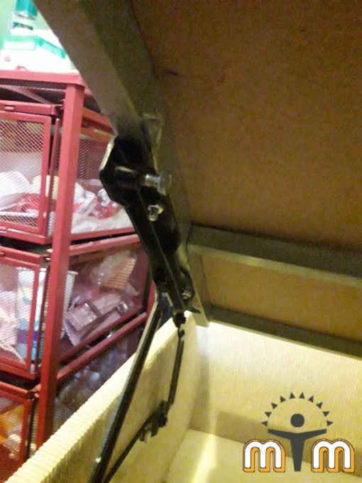 Zeytinburnu Telsiz Mahallesi Mobilya Tamir Servis Mobilya tamir servisi olarak Telsiz mahallesi mobilya tamiri konusunda hizmet veriyoruz. Mobilyalar yapısı gereği ahşaptan imal olması nedeniyle kolay hasar alabiliyor. Evden eve taşıma hizmeti veren bazı firmalar işlerini gelişi güzel yaptıklarından dolayı geride bir çok sorunlar bırakabiliyorlar. Mobilya tamir işlemi işinde deneyimli ve tecrübeli teknisyenler tarafından dikkatlice yapılmalıdır. İşinde deneyimli